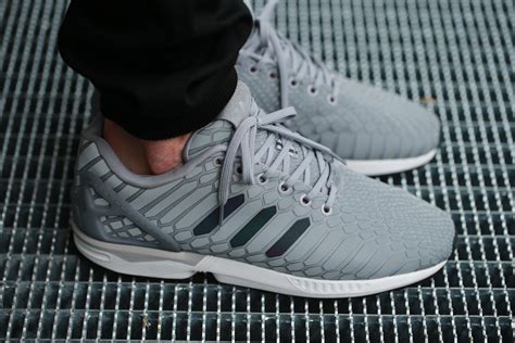 阿迪达斯 ZX Flux 神韵|【First look】adidas .